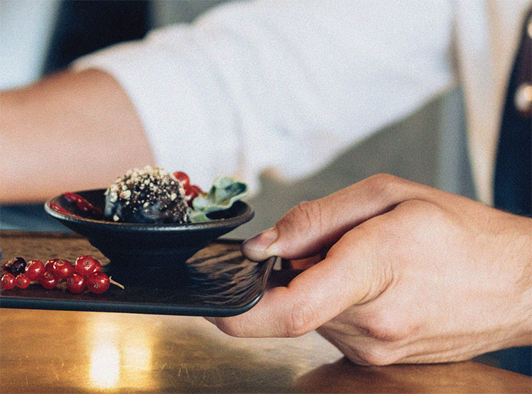 home-cardscarousel-04-xl